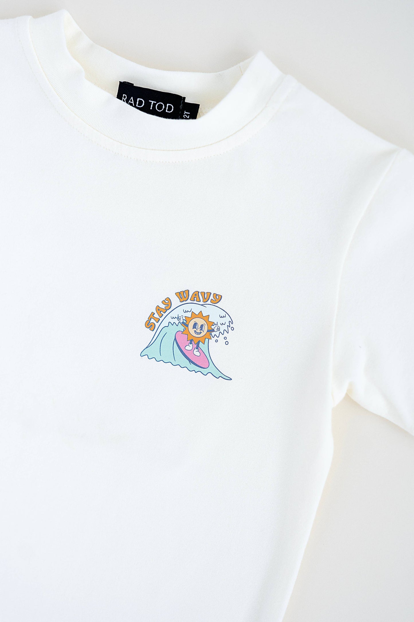 STAY WAVY TEE